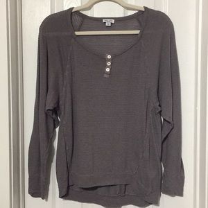 🛎Splendid henley gray top shirt medium (&O)